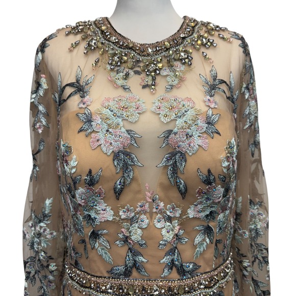 Dress - Picture 3 of 11